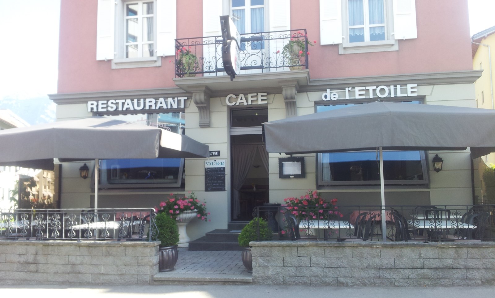 Façade du Restaurant de l’Étoile à Monthey