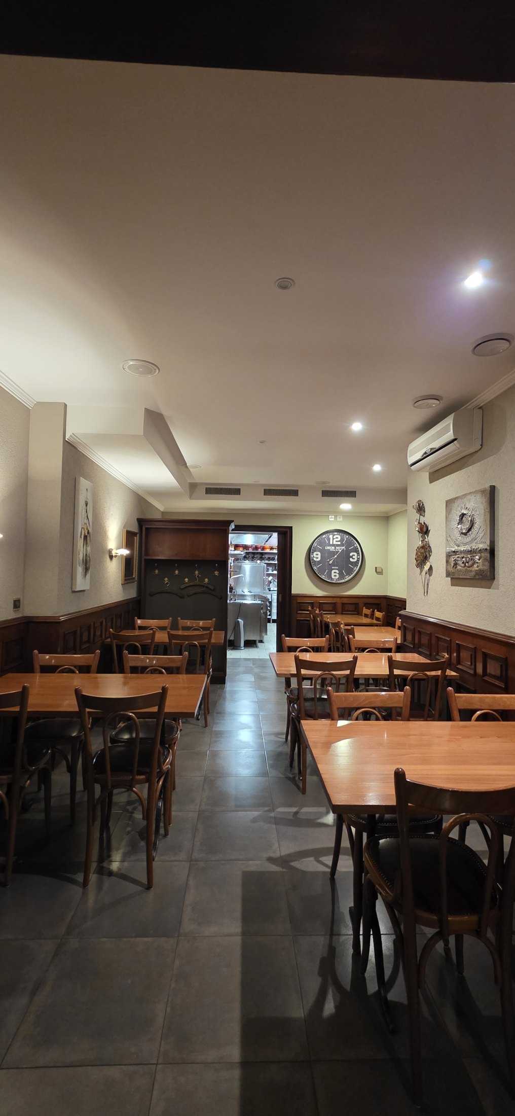 La salle principale du Restaurant de l’Étoile